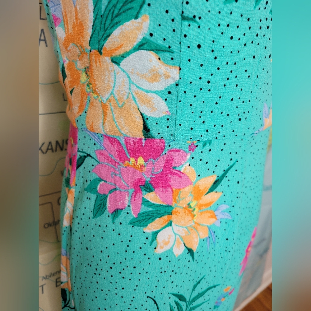 NWT Adorable Gianni Bini Long Pant Jumpsuit Beautiful Summer Colors Size S - Picture 5 of 16